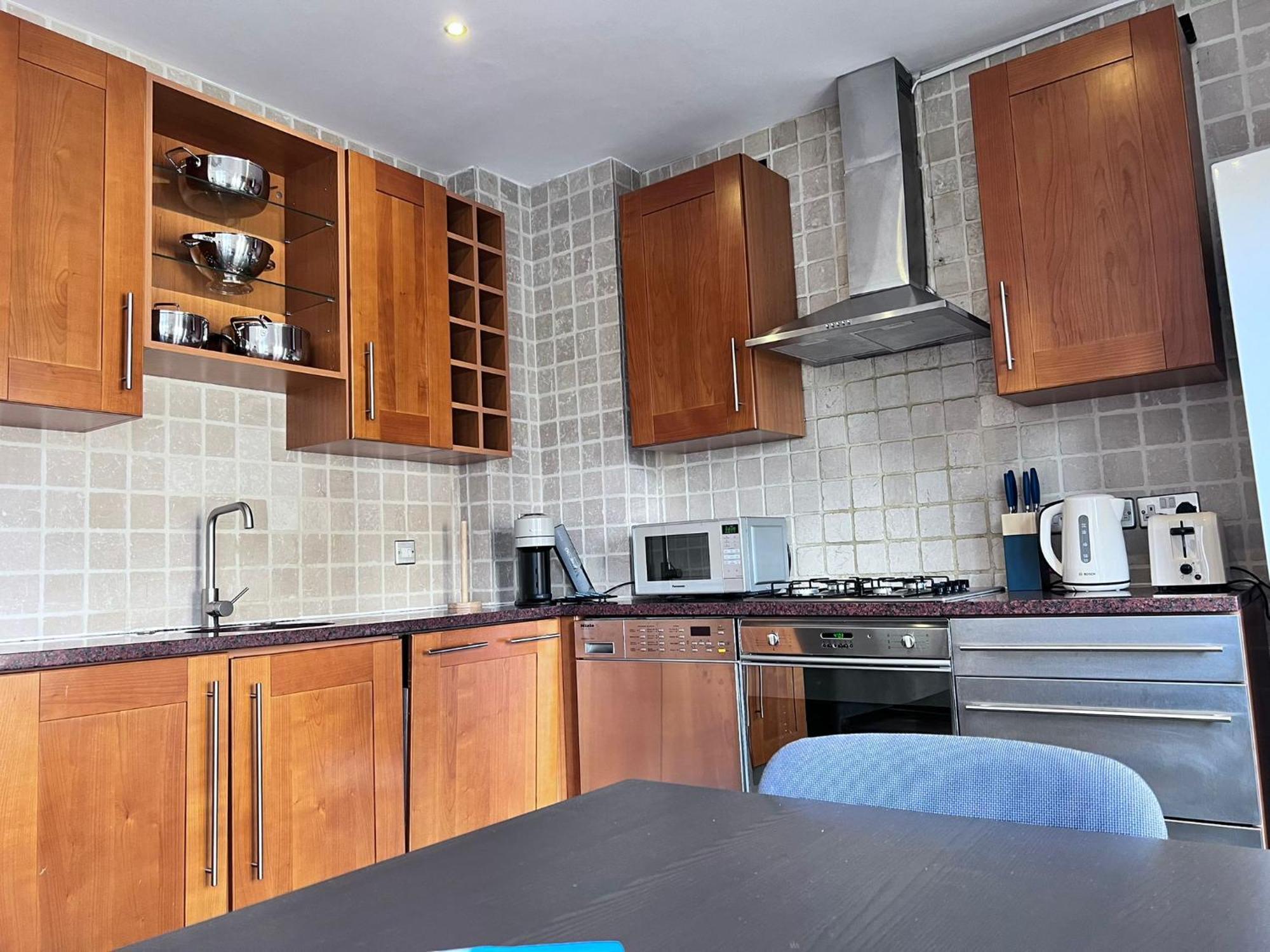 Luxury 2-Bedroom Flat In Camden Londra Esterno foto