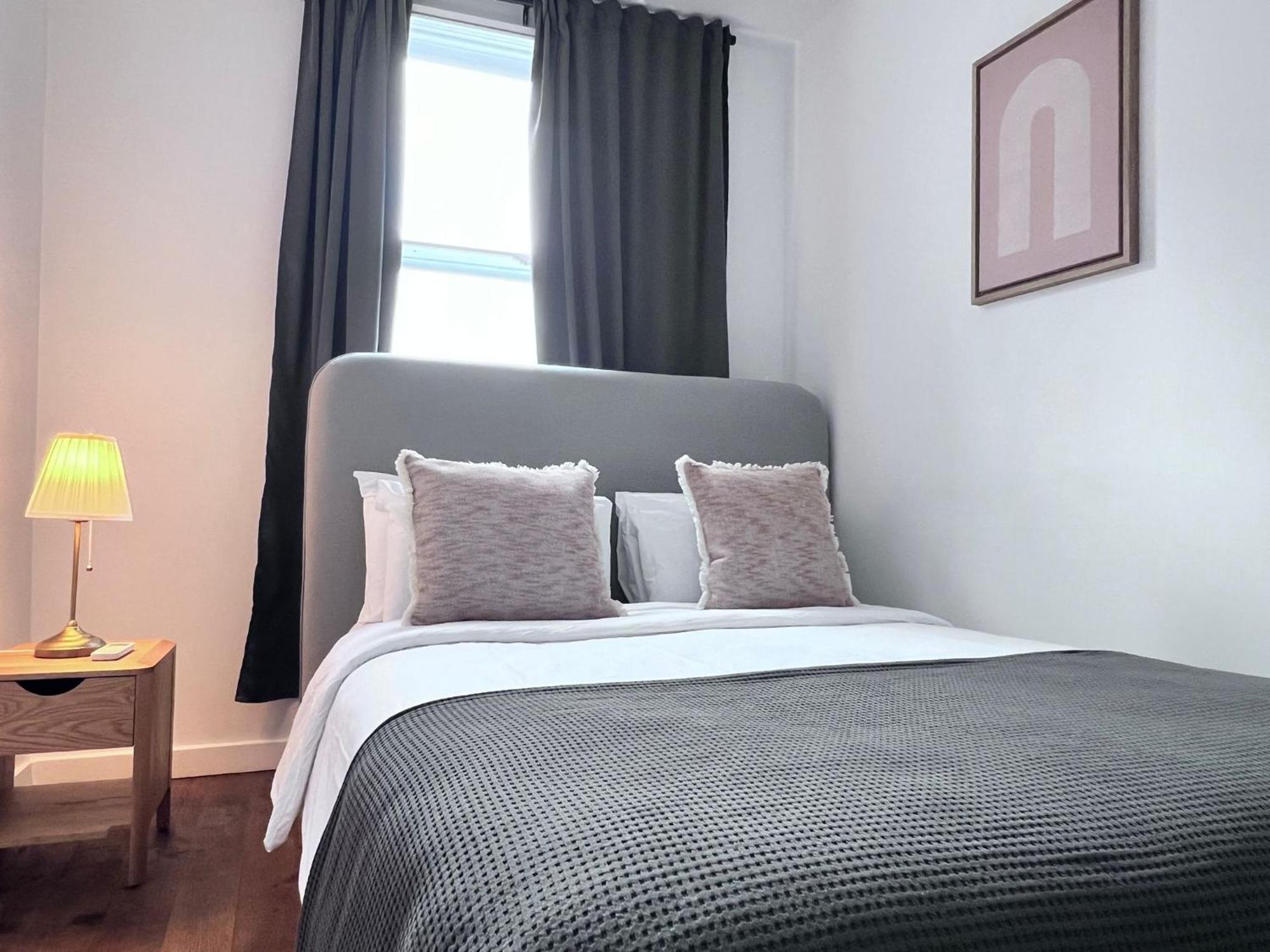 Luxury 2-Bedroom Flat In Camden Londra Esterno foto